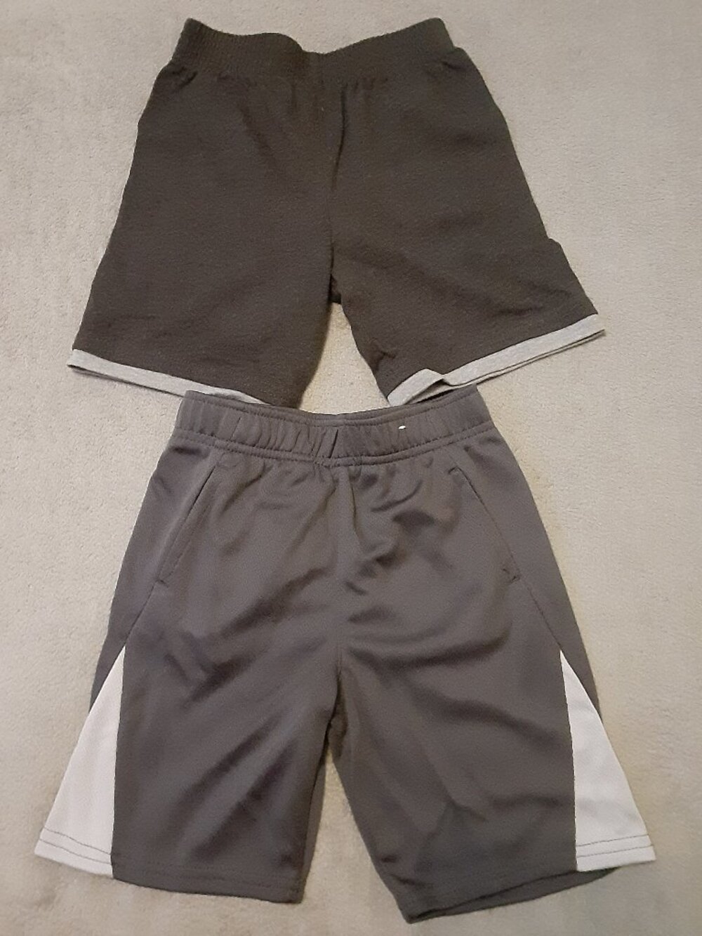 Boys Garanimals Size 4T Grey Shorts